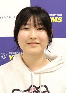 中丸 花菜さんの顔写真
